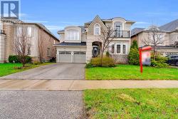 48 RIVERGLEN STREET  Brampton, ON L6P 3C1
