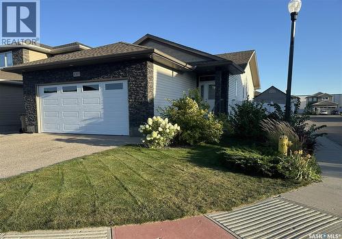 4301 Green Poplar Lane, Regina, SK - Outdoor