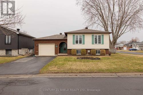 1613 WALTON STREET  Cornwall, ON K6H 7A7