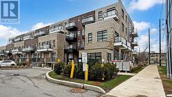 14 - 57 FINCH AVENUE W  Toronto, ON M2N 0K9