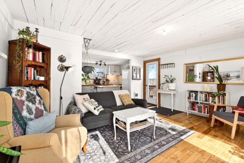 Salon - 365 Ch. Chamberlain, Dixville, QC - Indoor Photo Showing Living Room