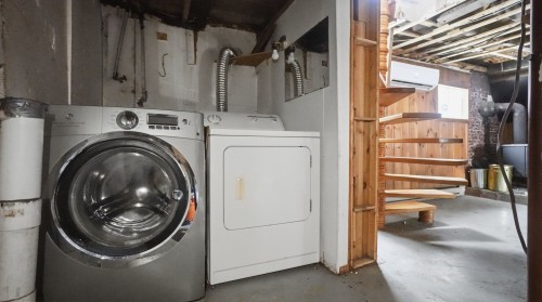 Salle de lavage - 75 14E Rang E., Saint-Benjamin, QC - Indoor Photo Showing Laundry Room