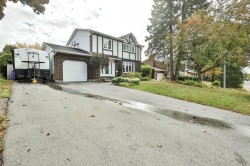 229 Av. du Vallon  Gatineau (Aylmer), QC J9J 1N9