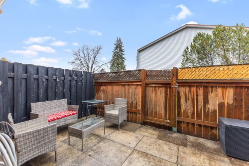 Cour - 4596 Rue Lake, Dollard-Des-Ormeaux, QC - Outdoor With Deck Patio Veranda With Exterior