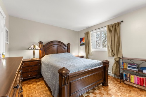Chambre à coucher principale - 4596 Rue Lake, Dollard-Des-Ormeaux, QC - Indoor Photo Showing Bedroom