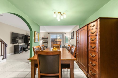 Salle à manger - 4596 Rue Lake, Dollard-Des-Ormeaux, QC - Indoor Photo Showing Dining Room