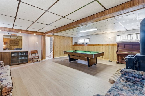 Salle familiale - 37 Rue Alphonse, Châteauguay, QC - Indoor Photo Showing Other Room