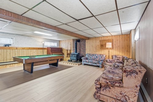 Salle familiale - 37 Rue Alphonse, Châteauguay, QC - Indoor Photo Showing Other Room