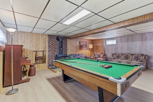 Salle familiale - 37 Rue Alphonse, Châteauguay, QC - Indoor Photo Showing Other Room