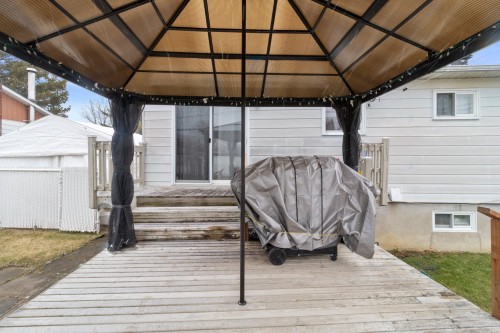 Terrasse - 37 Rue Alphonse, Châteauguay, QC - Outdoor With Exterior