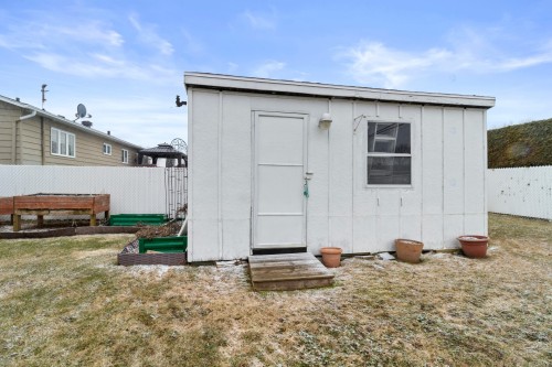 Remise - 37 Rue Alphonse, Châteauguay, QC - Outdoor With Exterior