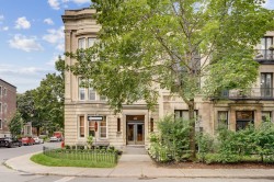 3-4219 Boul. De Maisonneuve O.  Westmount, QC H3Z 1K5
