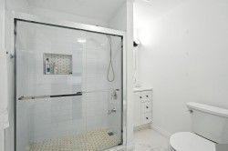 Master Bathroom - 