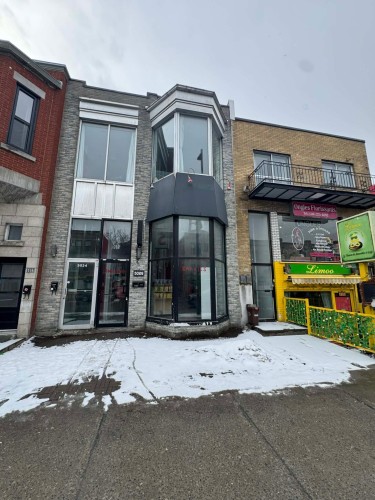 Front of Structure - 5026 Av. Du Parc, Montréal (Le Plateau-Mont-Royal), QC - Outdoor