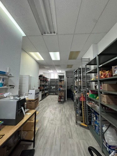 Commerce - 5026 Av. Du Parc, Montréal (Le Plateau-Mont-Royal), QC - Indoor