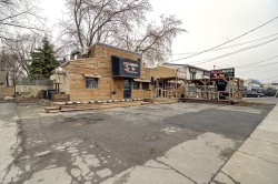 27 Boul. D'Anjou  Châteauguay, QC J6J 2P7