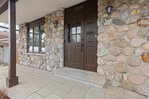 Façade - 8000 Rue Nelson, Brossard, QC -  Photo Showing Bathroom