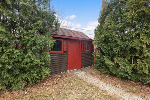 Remise - 8000 Rue Nelson, Brossard, QC - Outdoor