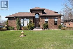 172 POINTE WEST DRIVE  Amherstburg, ON N9V 3R6