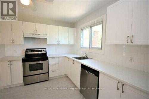 1779 Kerr Avenue, Ottawa, ON - Indoor Photo Showing Kitchen