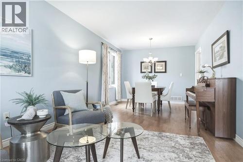 176 Granite Hill Road, Cambridge, ON - Indoor Photo Showing Living Room