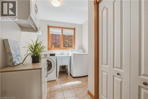 176 Granite Hill Road, Cambridge, ON - Indoor Photo Showing Laundry Room