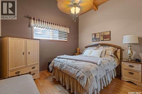 70 Cactus Drive, Saskatchewan Landing, SK - Indoor Photo Showing Bedroom