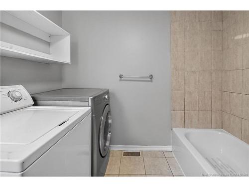 365 Robinson St, Moncton, NB 