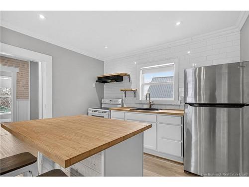 365 Robinson St, Moncton, NB 