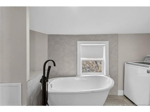 365 Robinson St, Moncton, NB 