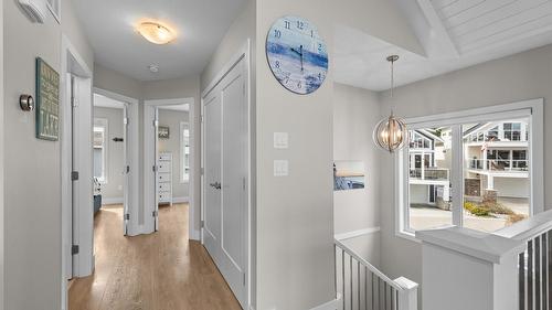 371-6727 Marbella Loop, Kelowna, BC - Indoor Photo Showing Other Room