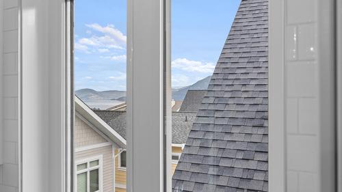 371-6727 Marbella Loop, Kelowna, BC -  Photo Showing Other Room