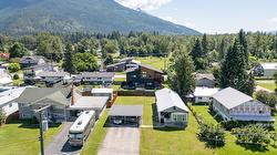 802 Center Street  Revelstoke, BC V0E 2S0