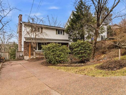 22 Wedgewood Avenue  Halifax, NS B3M 2B2