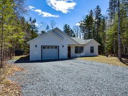 220 Feeners Corner Road West Northfield, NS B4V 5E3