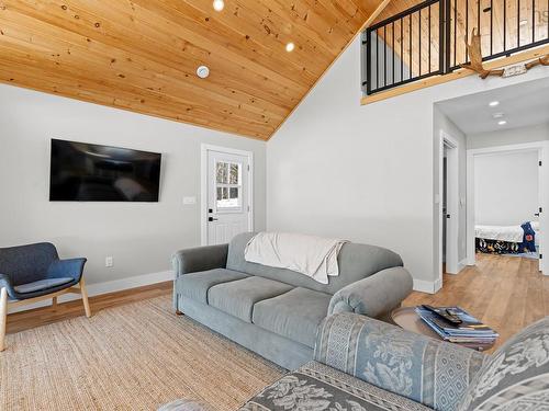 162 North End Road, Sutherland Lake, NS 