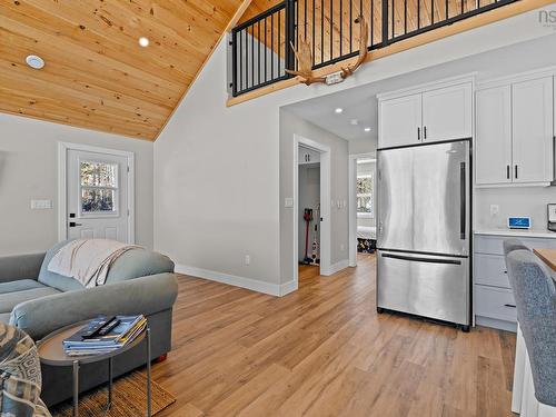 162 North End Road, Sutherland Lake, NS 