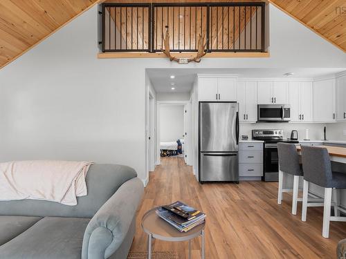 162 North End Road, Sutherland Lake, NS 