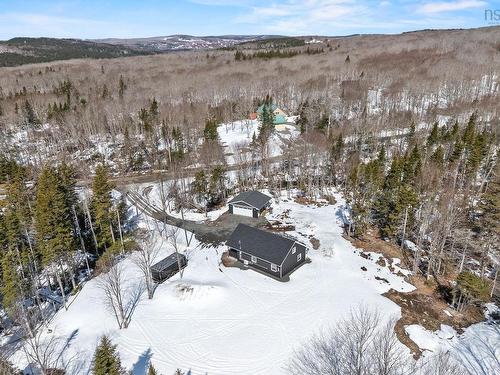 162 North End Road, Sutherland Lake, NS 