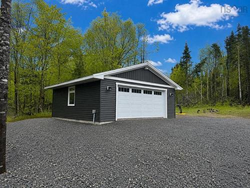 162 North End Road, Sutherland Lake, NS 