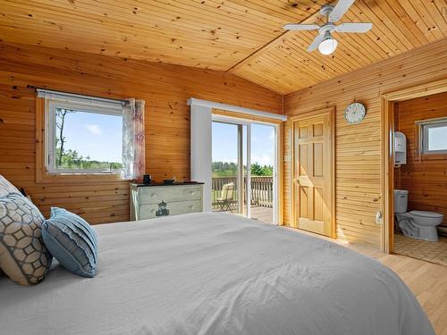 20 Macknight Lane, Seafoam, NS 