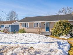 4 and 4A Chestnut Lane  Dartmouth, NS B2Y 3X2