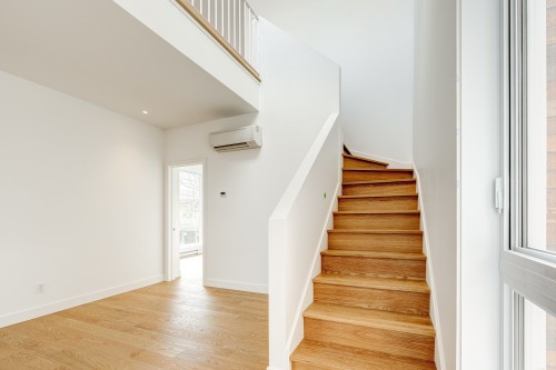 Escalier - 1122 Rue De Bellechasse, Montréal (Rosemont/La Petite-Patrie), QC - Indoor Photo Showing Other Room