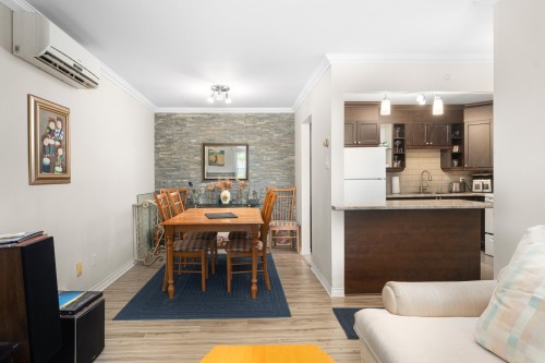 Salle à manger - 212-575 Ch. Davignon, Dollard-Des-Ormeaux, QC - Indoor Photo Showing Dining Room