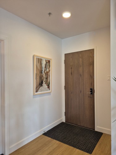 Mud Room - 909-8355 Boul. St-Laurent, Brossard, QC - Indoor Photo Showing Other Room