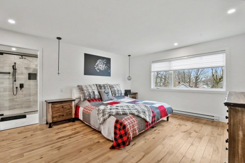 Chambre à coucher principale - 312 3E Avenue, Crabtree, QC - Indoor Photo Showing Bedroom
