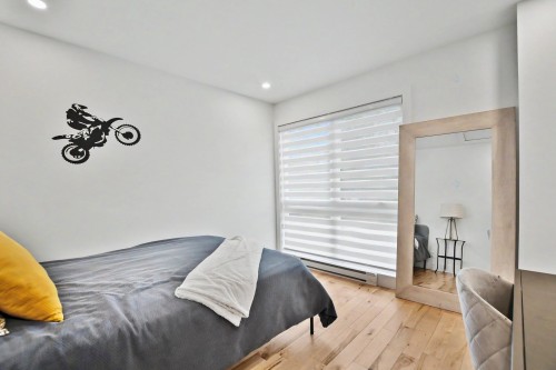 Chambre à coucher - 312 3E Avenue, Crabtree, QC - Indoor Photo Showing Bedroom