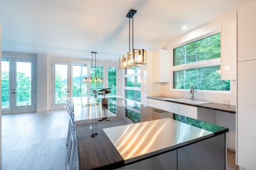 Cuisine - 2635 Ch. Des Lupins, Mont-Blanc, QC - Indoor