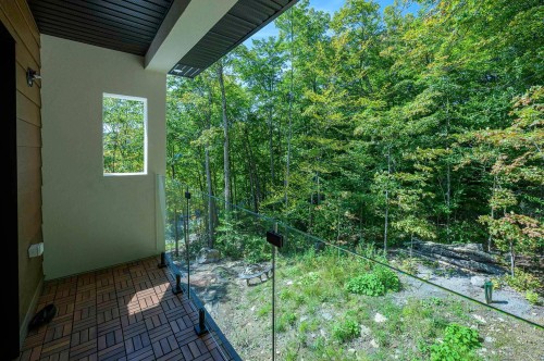 Terrasse - 2635 Ch. Des Lupins, Mont-Blanc, QC - Outdoor