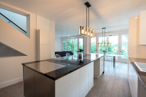 Cuisine - 2635 Ch. Des Lupins, Mont-Blanc, QC - Indoor Photo Showing Kitchen With Double Sink